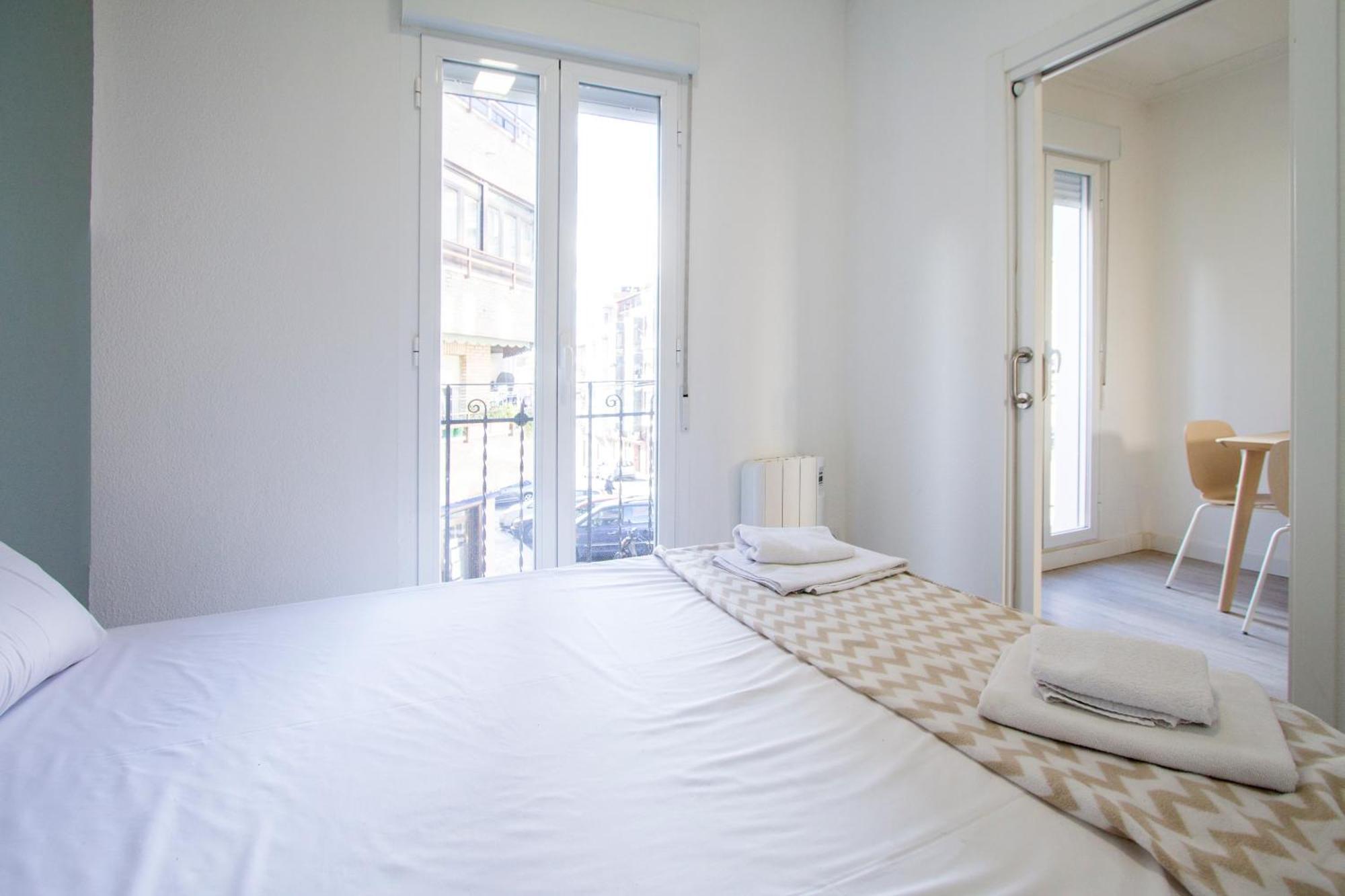 Apartamentos Tetuan Sandino Madrid Exteriér fotografie