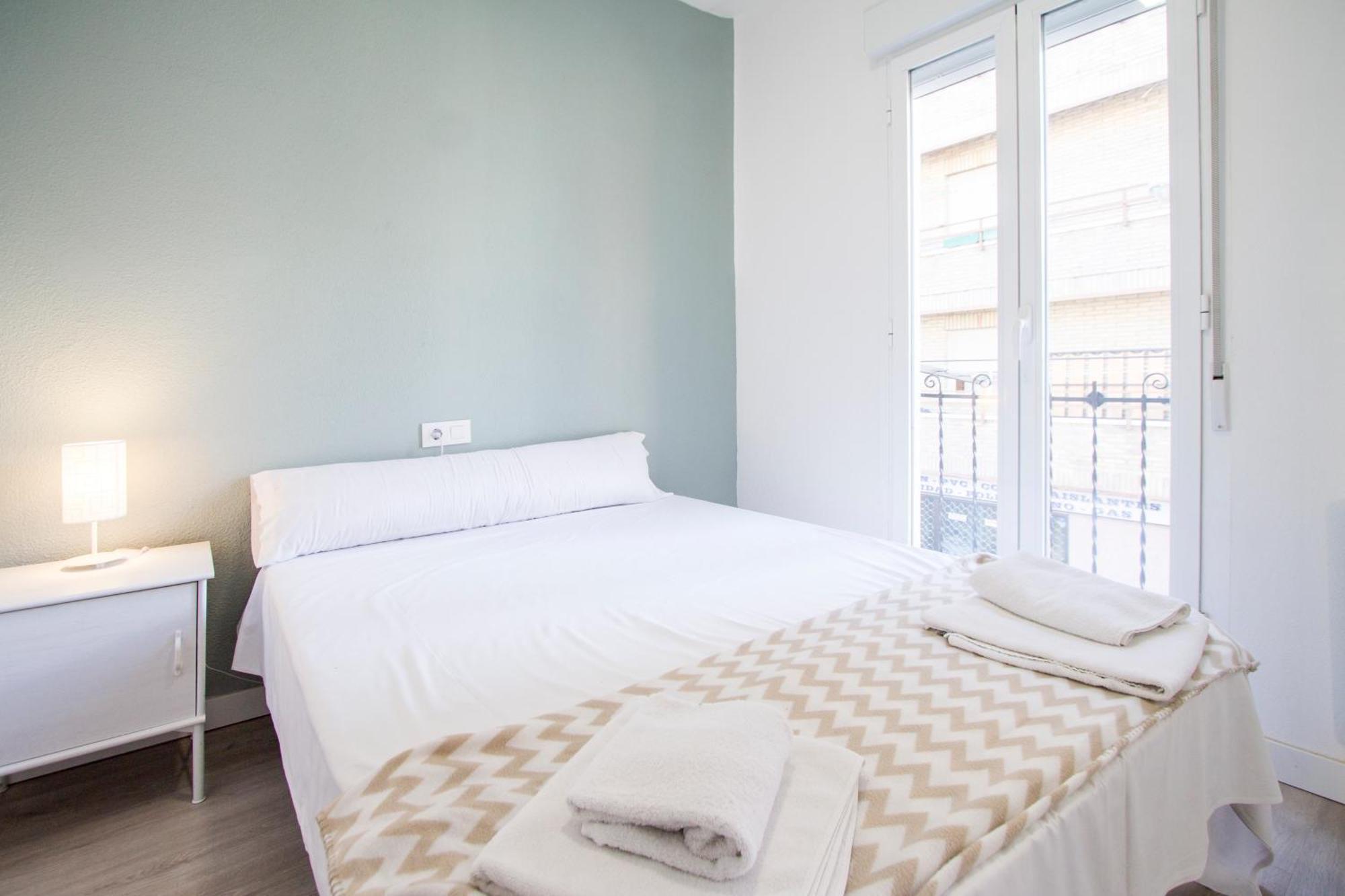Apartamentos Tetuan Sandino Madrid Exteriér fotografie
