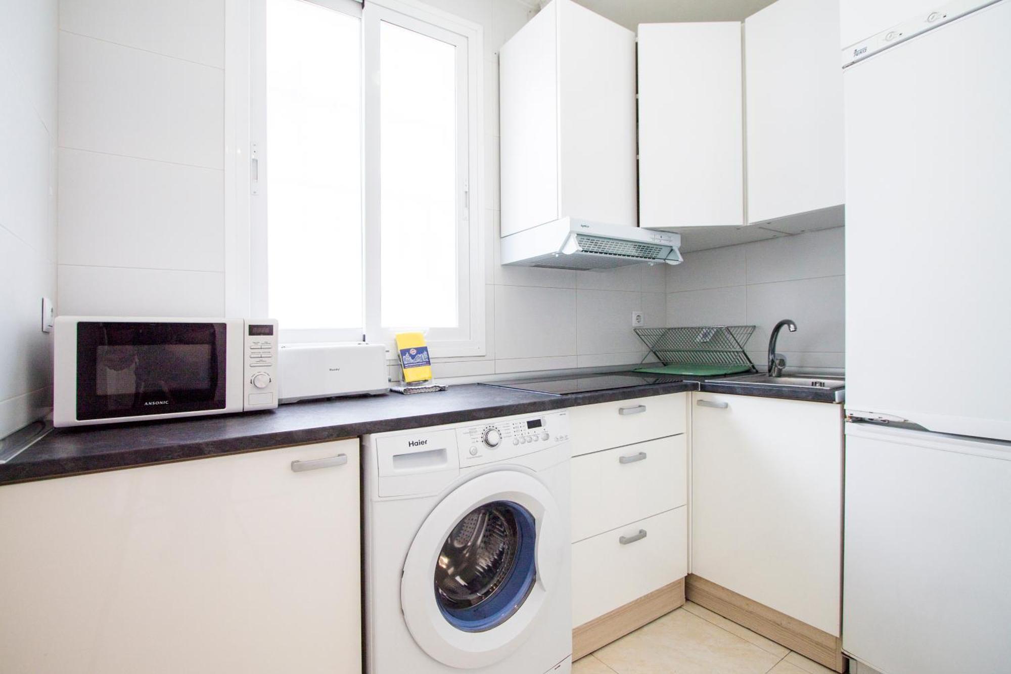 Apartamentos Tetuan Sandino Madrid Exteriér fotografie